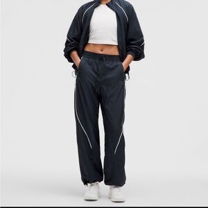 Lululemon license to train mid rise lightweight jogger true navy